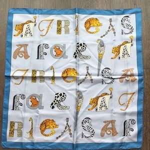 Safari scarf